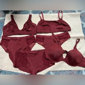 Brand new bra and panty sets